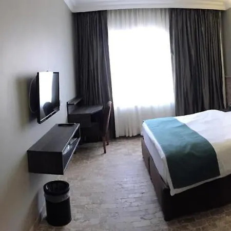Grand Park Center Hotel