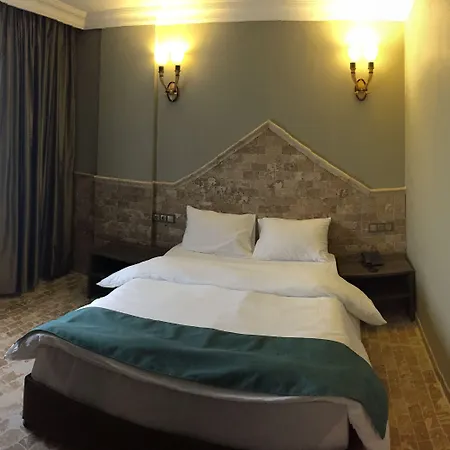 Grand Park Center Hotel