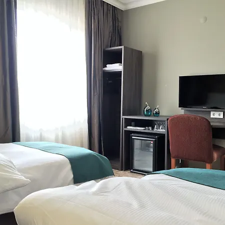Hotel Grand Park Center 3*