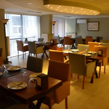 Hotel Grand Park Center 3*