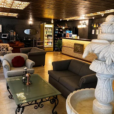 Grand Park Center Hotel