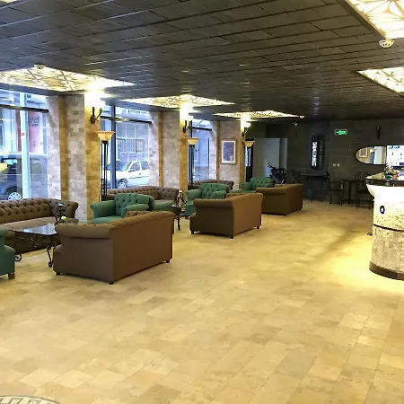 Grand Park Center 3*