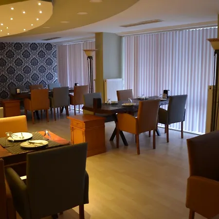 Hotel Grand Park Center